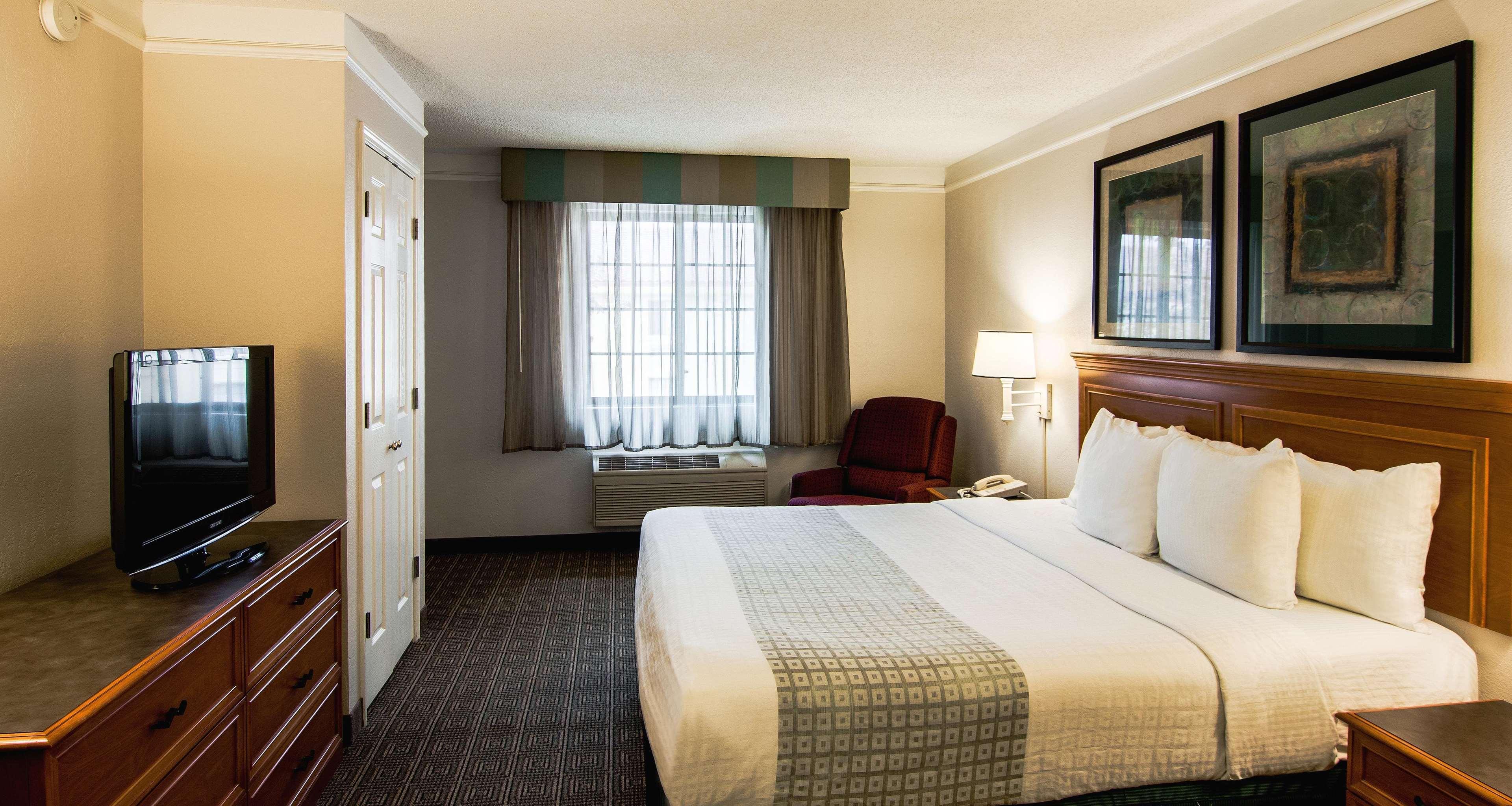 La Quinta Lexington-horse Park 3*